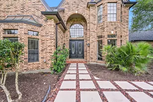 904 Layfair Pl, Friendswood, TX 77546 - Photo 3