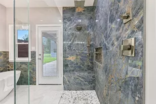 904 Layfair Pl, Friendswood, TX 77546 - Photo 23
