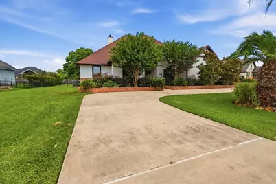 5319 Weston Drive, Fulshear, TX 77441 - Photo 3