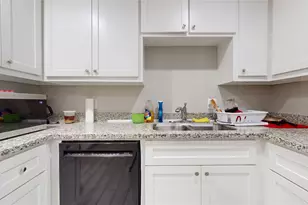 11027 Oakcenter Dr, Houston, TX 77072 - Photo 19