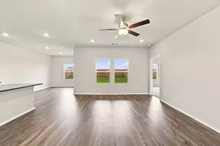 6719 Pebble Blf Ct, Cove, TX 77523 - Photo 13