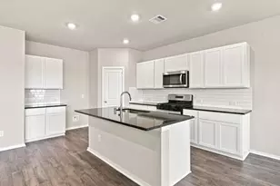 6719 Pebble Blf Ct, Cove, TX 77523 - Photo 9