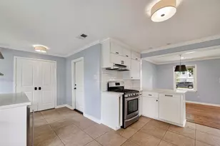 2231 Saxon Dr, Houston, TX 77018 - Photo 17