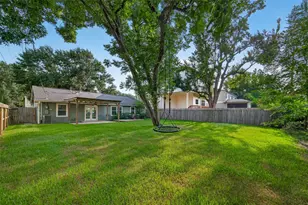 2231 Saxon Dr, Houston, TX 77018 - Photo 39