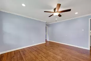 2231 Saxon Dr, Houston, TX 77018 - Photo 7
