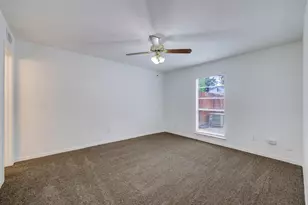 5906 Golden Forest Dr, Houston, TX 77092 - Photo 9