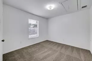 5906 Golden Forest Dr, Houston, TX 77092 - Photo 11