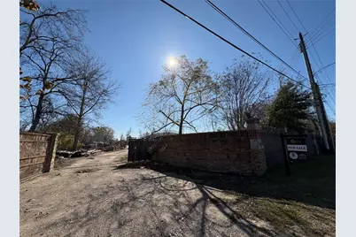 1227 W Little York Road, Houston, TX 77091 - Photo 3