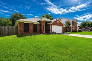 4525 Allegro Dr, Seabrook, TX 77586 - Photo 1