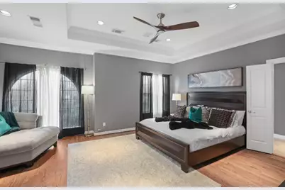 2810 Helena Street, Houston, TX 77006 - Photo 9