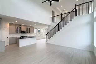 10702 Ursa St, Richmond, TX 77469 - Photo 3