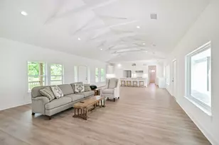 4294 Brazos River Rd, Freeport, TX 77541 - Photo 19