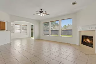 13711 Brighton Park Dr, Houston, TX 77044 - Photo 7