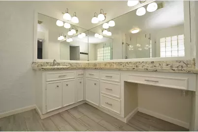 2711 Williamsburg Drive, Dickinson, TX 77539 - Photo 27