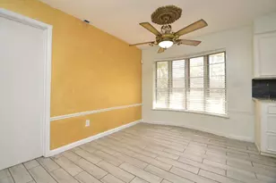 2711 Williamsburg Dr, Dickinson, TX 77539 - Photo 17