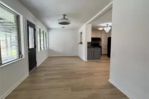 612 Sunset Ln, La Marque, TX 77568 - Photo 9