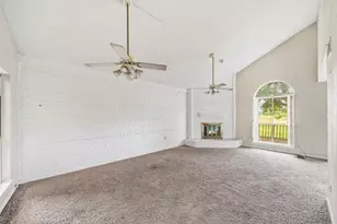 2236 Par Ln, Richmond, TX 77469 - Photo 5
