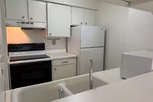 121 E 12th St, Houston, TX 77008 - Photo 9