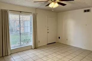 121 E 12th St, Houston, TX 77008 - Photo 13