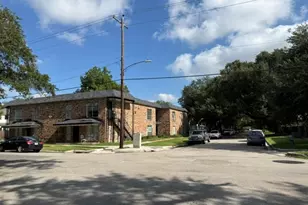 121 E 12th St, Houston, TX 77008 - Photo 21