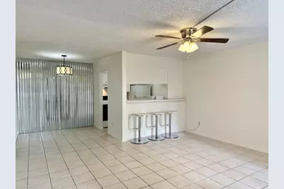 121 E 12th Street #2, Houston, TX 77008 - Photo 3