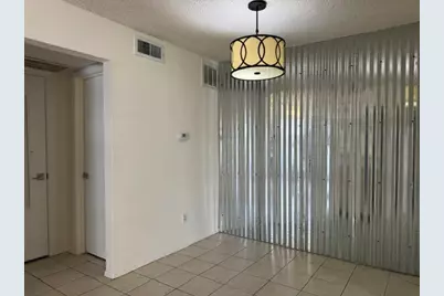 121 E 12th Street #2, Houston, TX 77008 - Photo 15