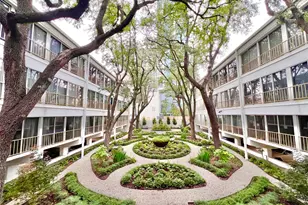 5050 Ambassador Way, Houston, TX 77056 - Photo 1