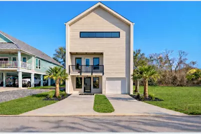 701 Pine Road, Clear Lake Shores, TX 77565 - Photo 1