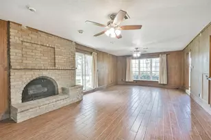 316 St Cloud Dr, Friendswood, TX 77546 - Photo 5