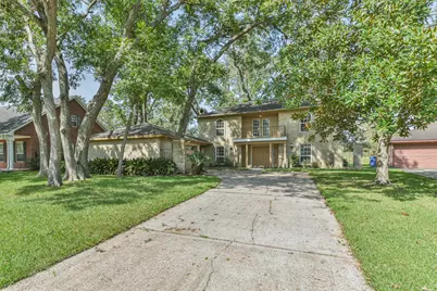 316 Saint Cloud Drive, Friendswood, TX 77546 - Photo 45