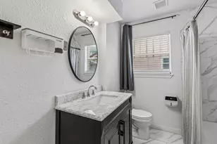 5811 Birchmont Dr, Houston, TX 77092 - Photo 9