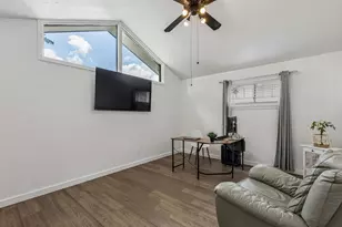 5811 Birchmont Dr, Houston, TX 77092 - Photo 7