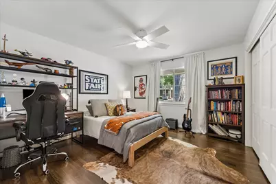 7902 Burgoyne Road, Houston, TX 77063 - Photo 23