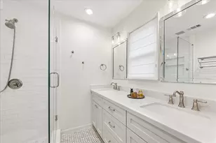 7902 Burgoyne Rd, Houston, TX 77063 - Photo 21
