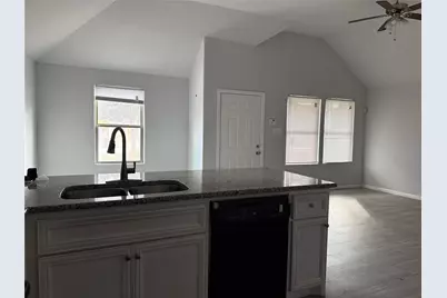 4509 Larkspur Street, Houston, TX 77051 - Photo 5