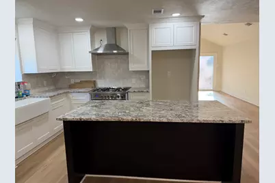 70 Brookflower Road, The Woodlands, TX 77380 - Photo 9