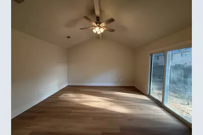 70 Brookflower Road, The Woodlands, TX 77380 - Photo 5