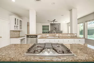12007 Costa Del Rey Court, Houston, TX 77041 - Photo 9