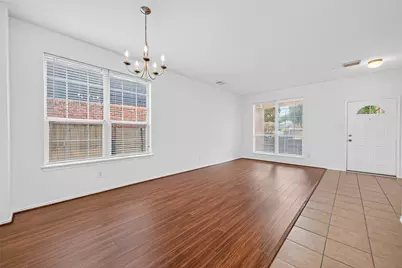 9238 Carlin Bend Lane, Houston, TX 77095 - Photo 7