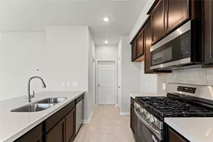 1377 Mixander Way, La Porte, TX 77571 - Photo 11