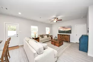 25089 Pomegranate Pl, Montgomery, TX 77316 - Photo 9