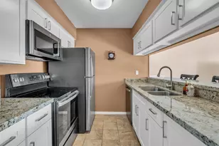 12600 Melville Dr, Montgomery, TX 77356 - Photo 9