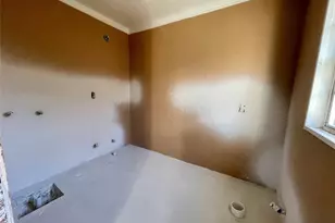 903 W 8th St, Freeport, TX 77541 - Photo 13