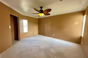 903 W 8th St, Freeport, TX 77541 - Photo 17