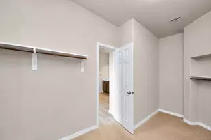 8402 Northern Pintail Dr, Houston, TX 77049 - Photo 21