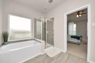 8402 Northern Pintail Dr, Houston, TX 77049 - Photo 23