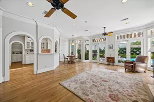 220 Westmoreland St, Houston, TX 77006 - Photo 13
