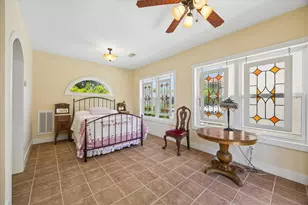 220 Westmoreland St, Houston, TX 77006 - Photo 33