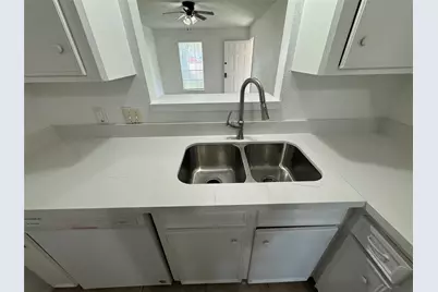 9330 Tooley Drive, Houston, TX 77031 - Photo 15