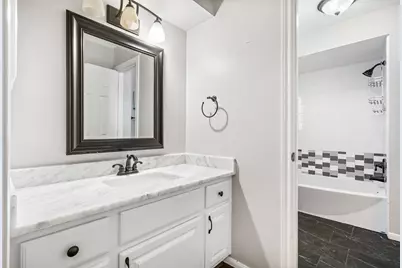 11 Winrock Place, The Woodlands, TX 77382 - Photo 21